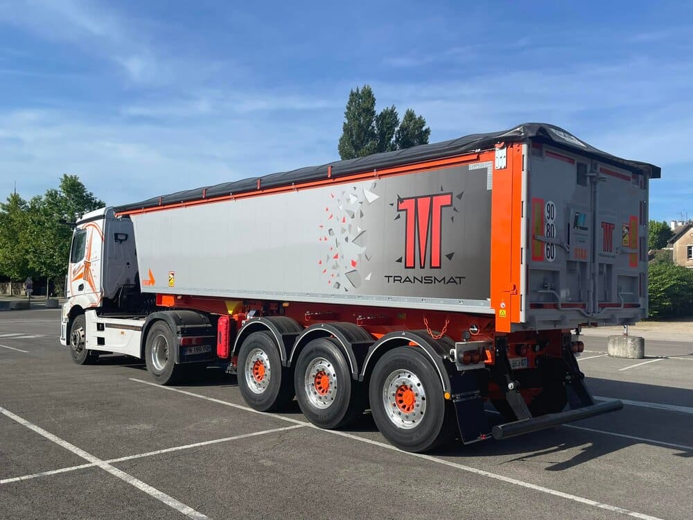 camion transport chantier